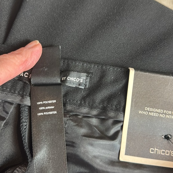 CHICO'S Black Label - Black Front-Slit Wide Leg Pants NWT Sz 0 - Picture 7 of 7